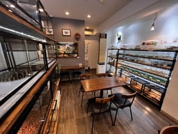 ReptileCafe Vespa(爬虫類カフェ/専門店)の画像2